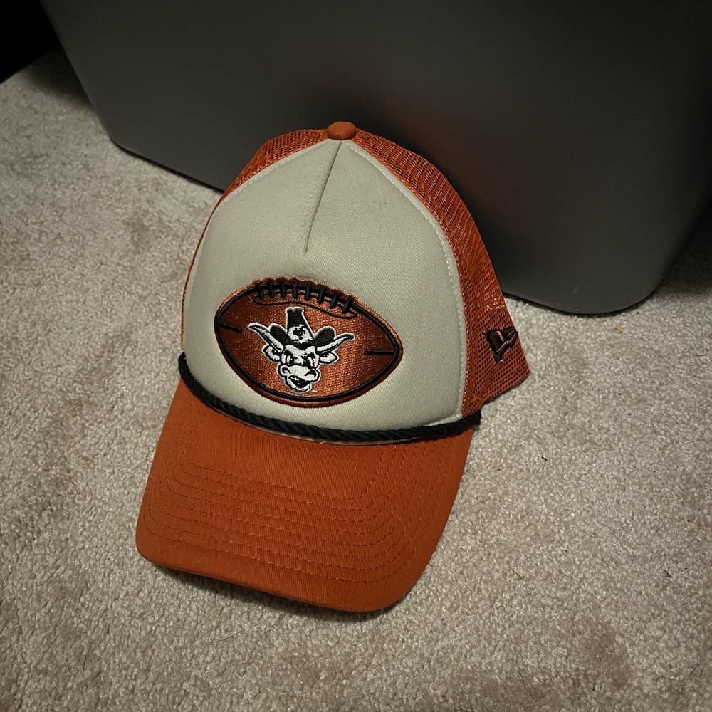 Texas Longhorns Vintage logo hat